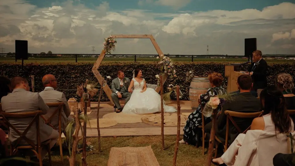 Trouwfilm Hoeven en Bergen op Zoom - Trouwfilm Bart en Lotte - C